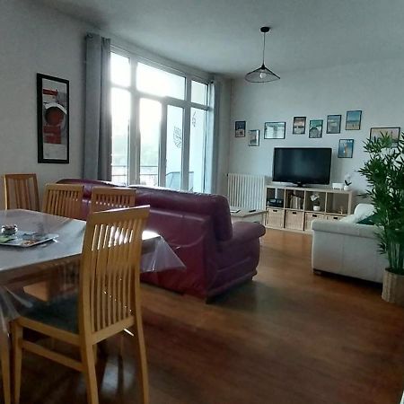 Maison De Ville Plein Centre, 3 Etoiles, A 200M De La Plage, Parking Prive, Wifi Royan Luaran gambar