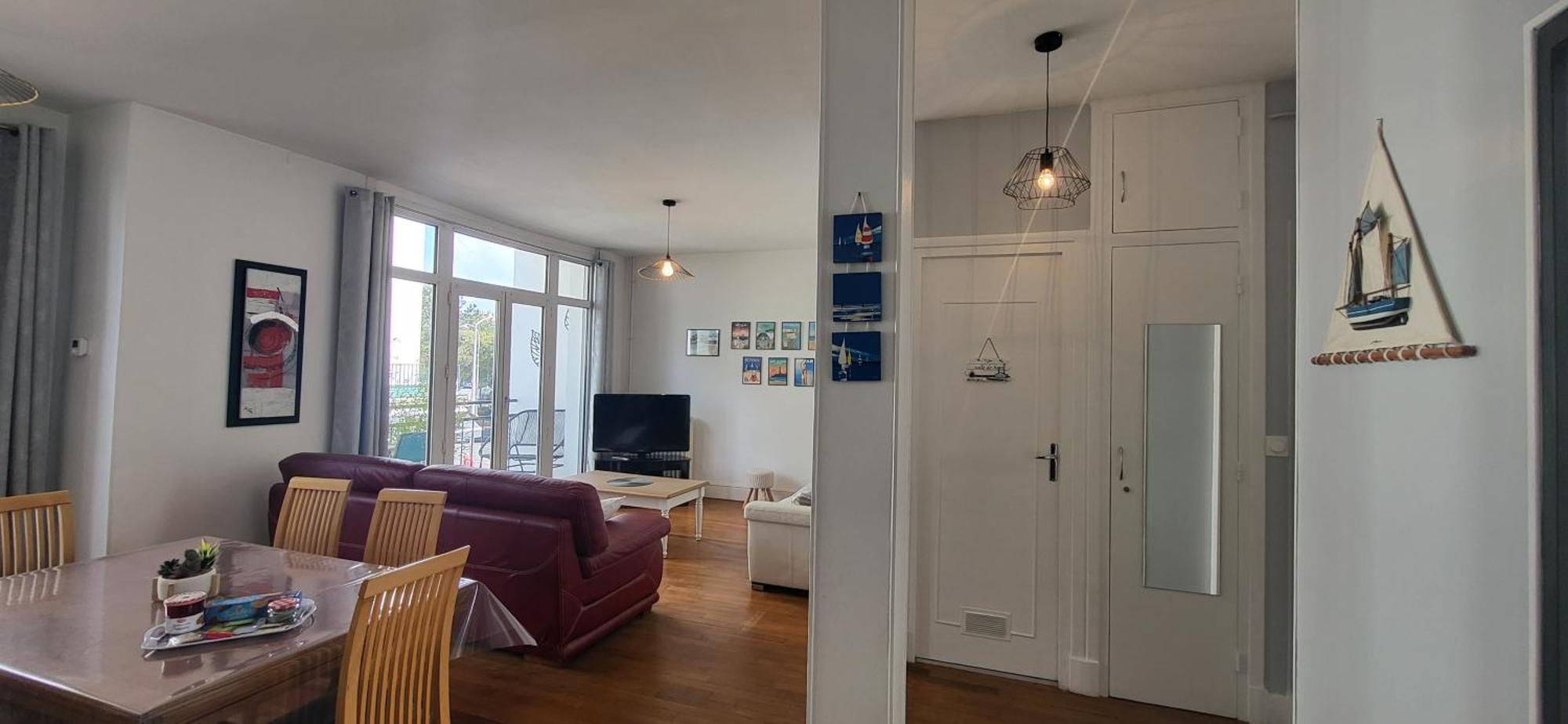 Maison De Ville Plein Centre, 3 Etoiles, A 200M De La Plage, Parking Prive, Wifi Royan Luaran gambar